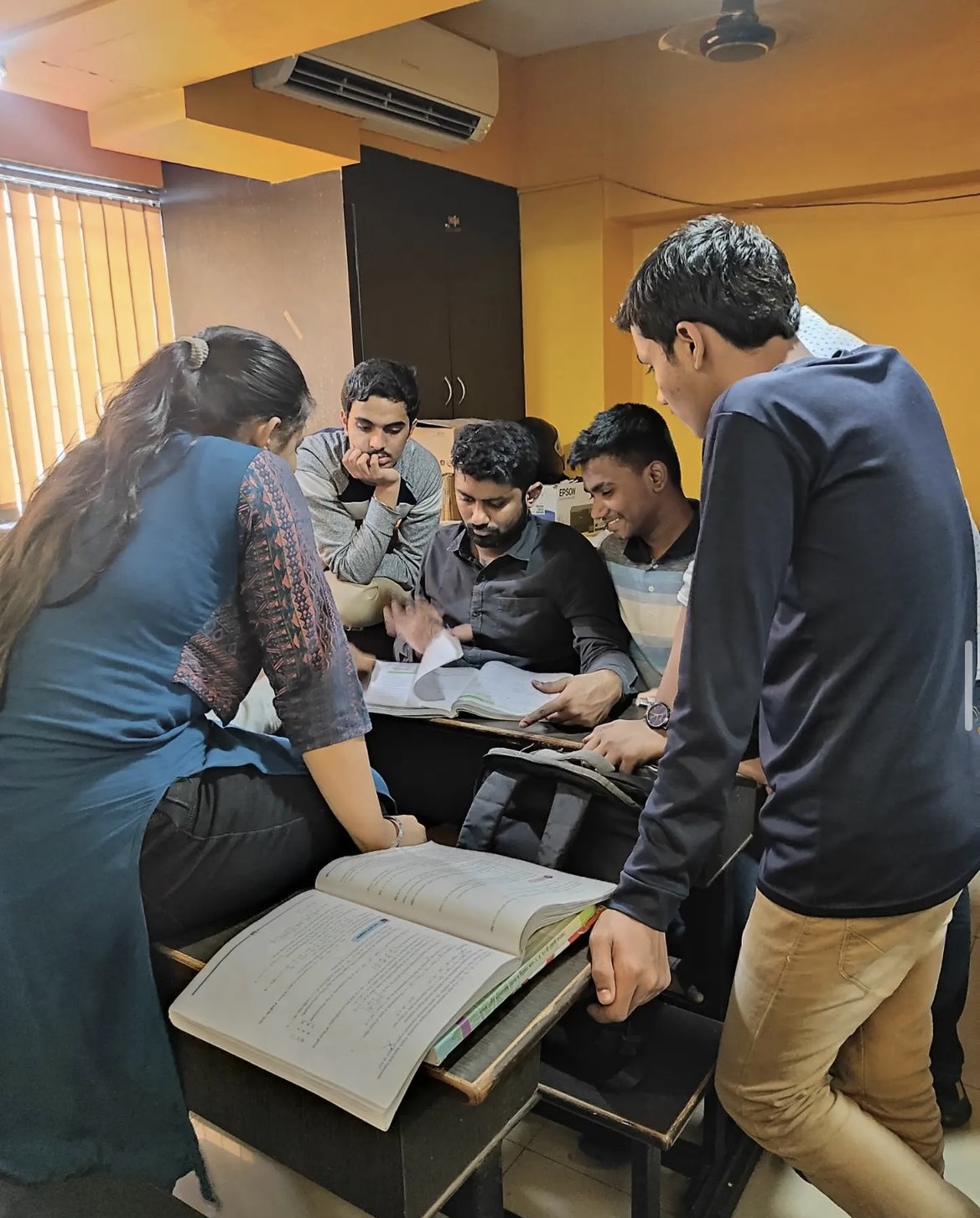 Group Tutions at Vidhyashala Academy